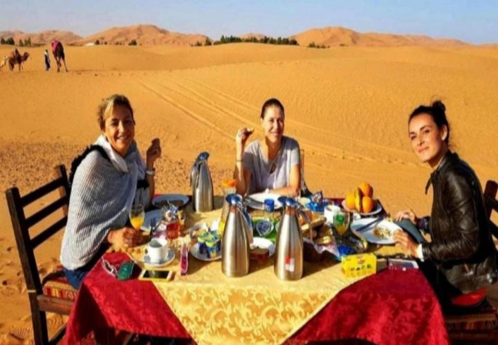 Desert Berber Fire Camp Merzouga Exterior photo